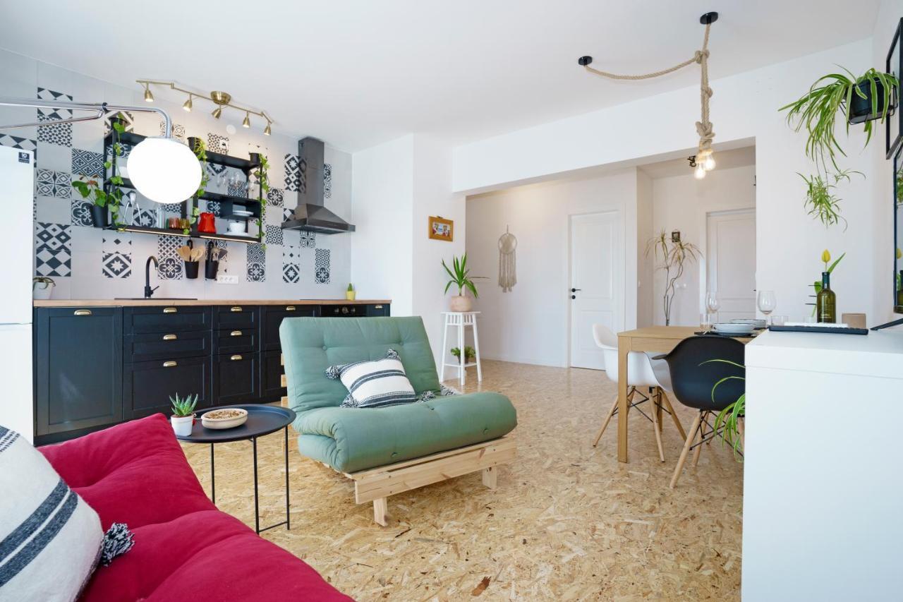 4-Star Apartments Bianco Kastela Exterior photo